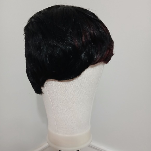Womens Short Pixie Cut Human Hair Wig Black w/ Burgundy Highlights Glueless New - Picture 4 of 6